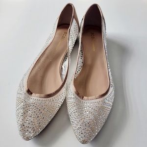 ✨NEW BCBG BEAUTIFULLY GEMSTONE FLATS SIZE 10 ✨